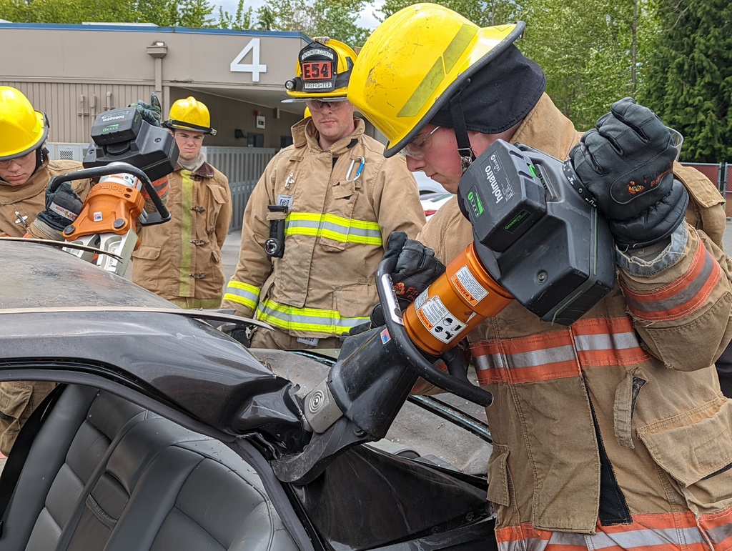 Fire Service Tech Extrication with Sky Valley FD